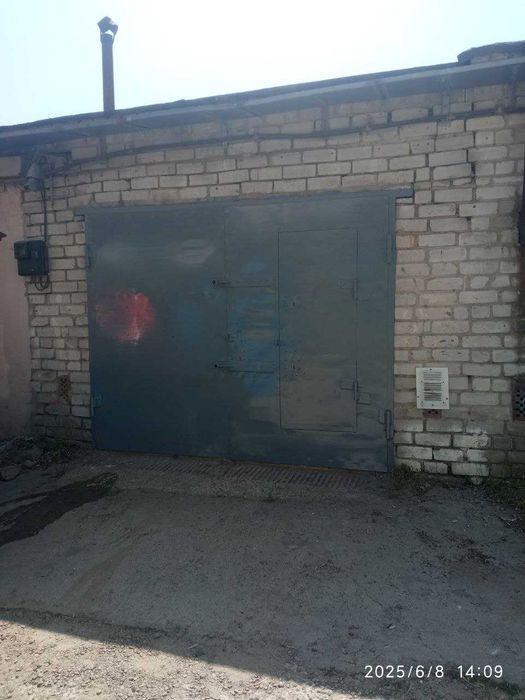 сдам  гараж в кооператив КОЛОС