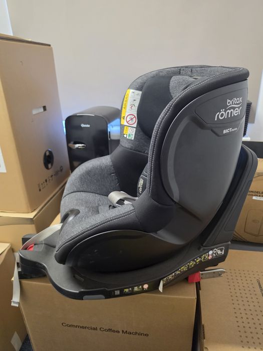 Fotelik samochodowy Britax Romer Dualfix M i-size
