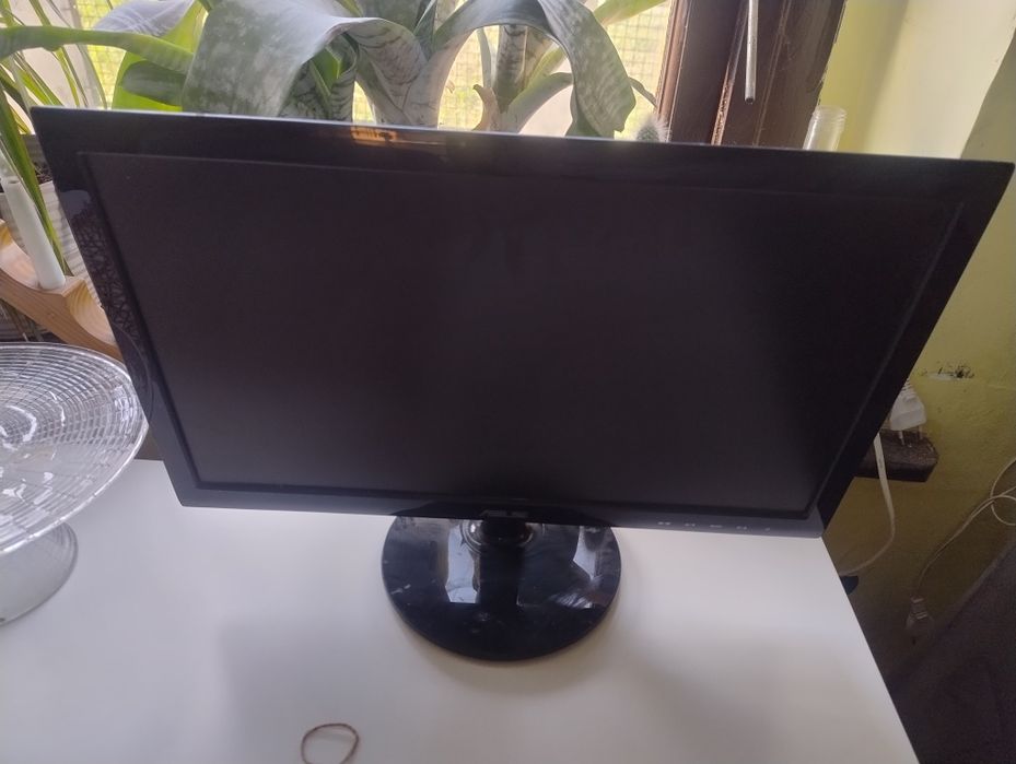 Monitor komputerowy