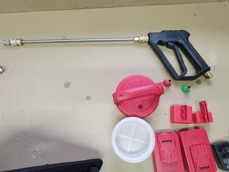 Opryskiwacz akumulatorowy Dorsal 16 l 3L/min 2x Akumulator w zestawie