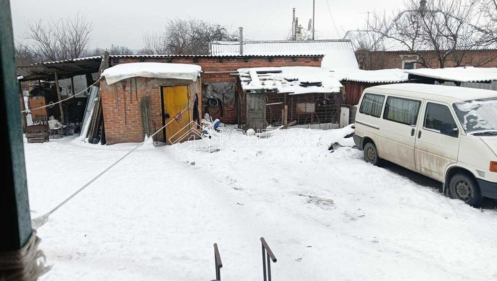 Продається житлове приміщення