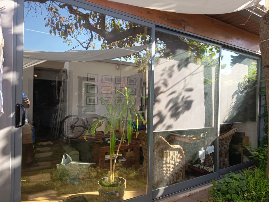 Janelas correr vidro duplo para contentor ou casa