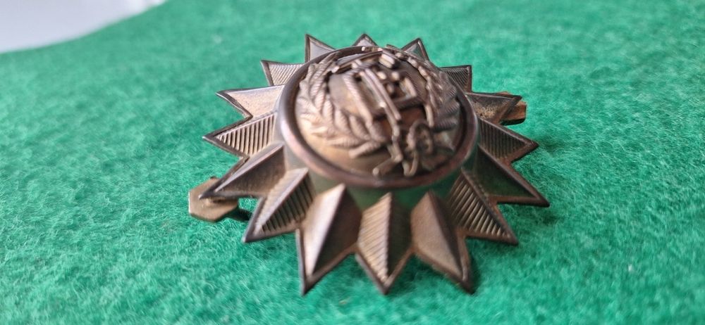 Guarda fiscal insignia chapeu