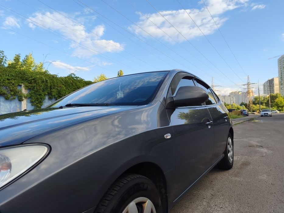 Hyundai Elantra HD