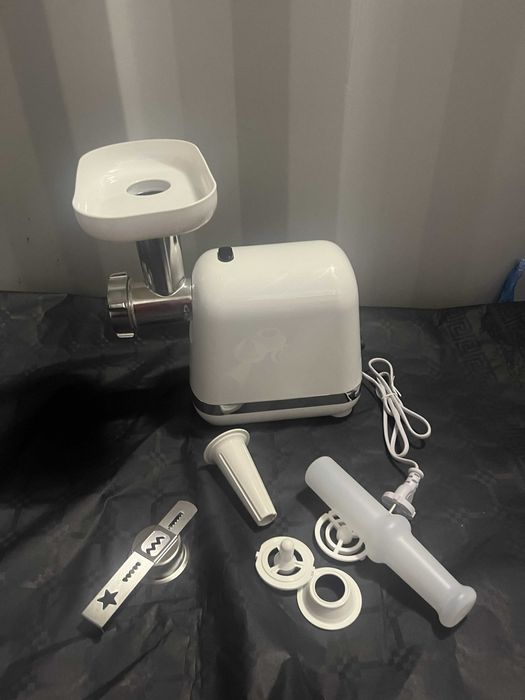 Wielofunkcyjna Maszynka do Mielenia Mięsa GOURMETmaxx (Max. 1300W)