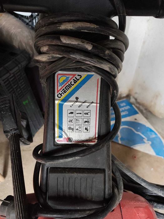 Máquina de Lavagem à Pressão