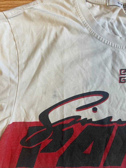 Футболка Givenchy