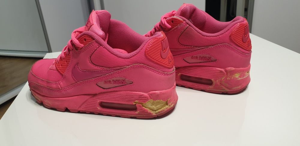 Buty nike neonowy różowy 38,5