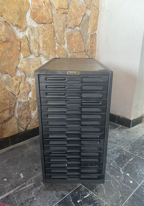 Arquivador antigo marca Seeldex em ferro