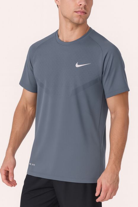Спортивна футболка Nike FlexRun Pro Vent  M L
