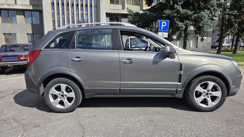 Opel Antara 2.0cdi 4x4 акпп  2009