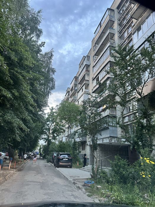 Продається 3-кімн.кв-ра по Миколайчука