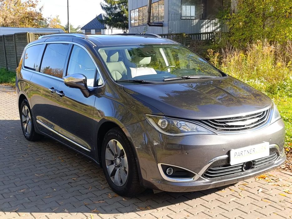 Chrysler Pacifica