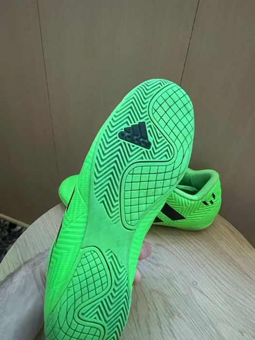 Футзалки бампы Adidas nemeziz messi