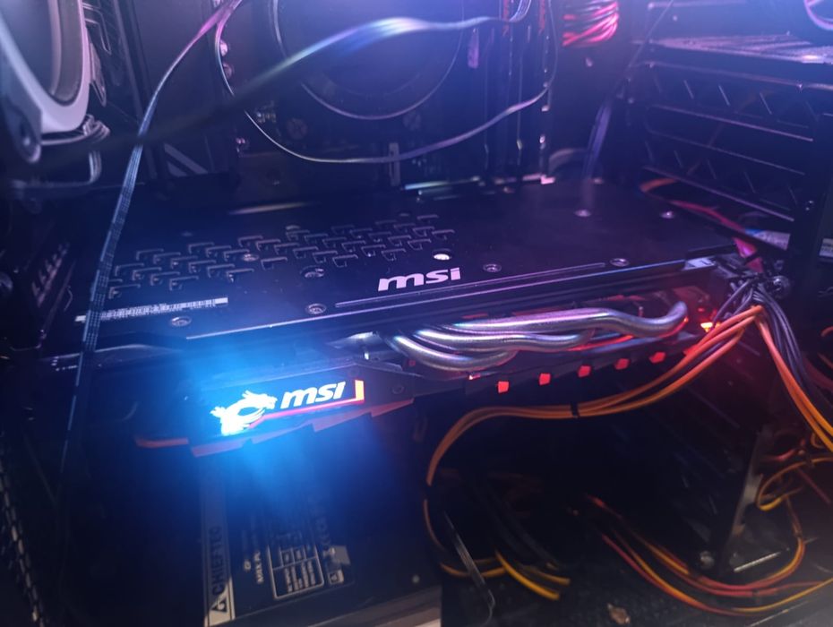 Radeon RX 580 GAMING X 8G