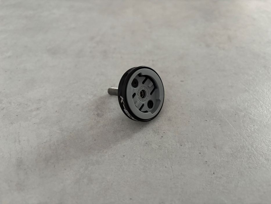 Uchwyt na licznik K-Edge Gravity cap - Wahoo