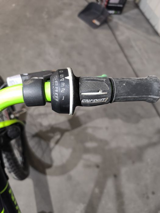 Bicicleta de criança btt