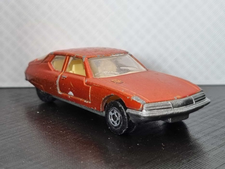 Conjunto de miniaturas "matchbox" 1:64