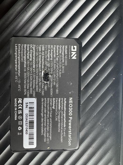 Estação de Energia Portátil NE0300 – 268Wh – LiFePO4 – Pouco Usada