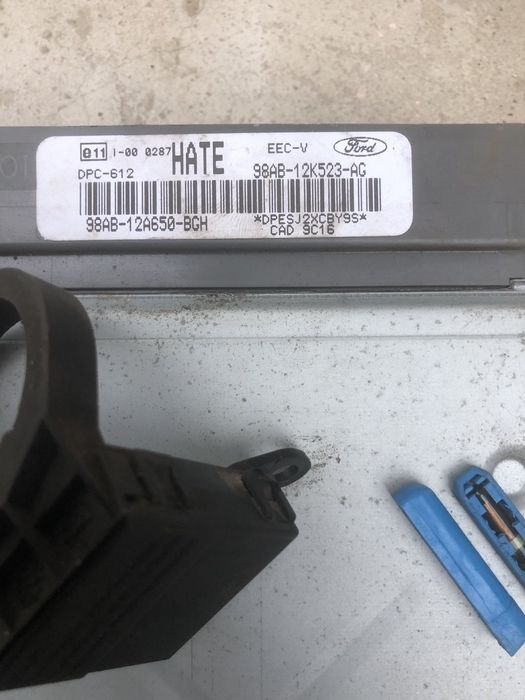 Електронний блок управління двигуном ЕБУ Форд Ford 1,8 98AB-12K523-AG