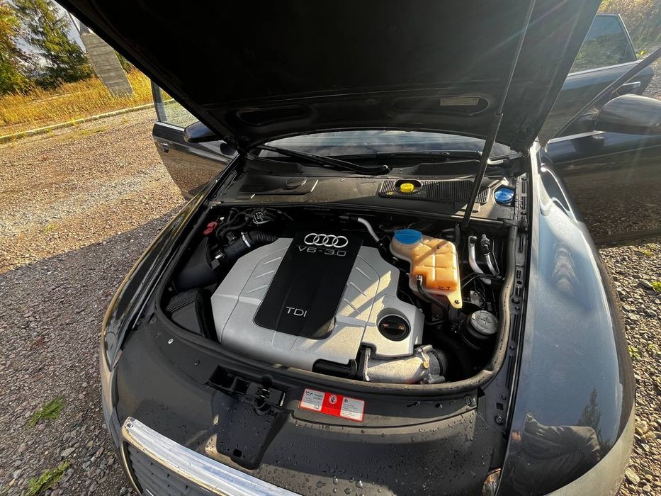 Продам Ауді A6 C6 3,0