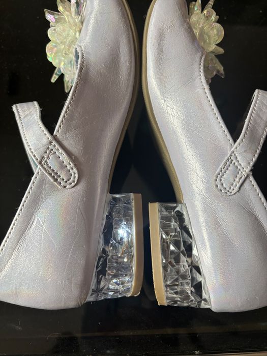 Perłowe pantofelki biżuteryjny świecący obcas. Led Elza, Elsa , Frozen