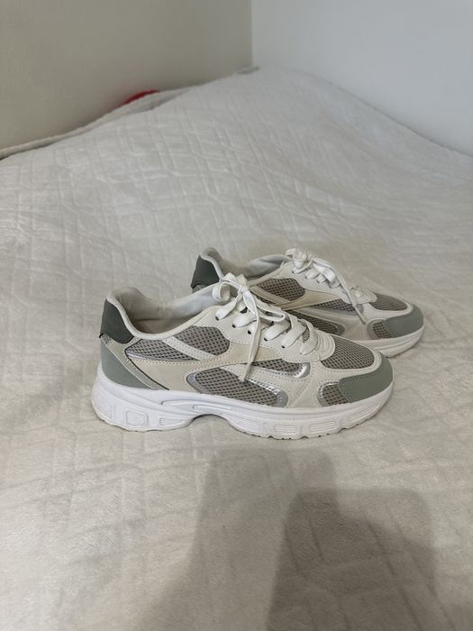 Buty adidasy nowe r39-40 25.5cm