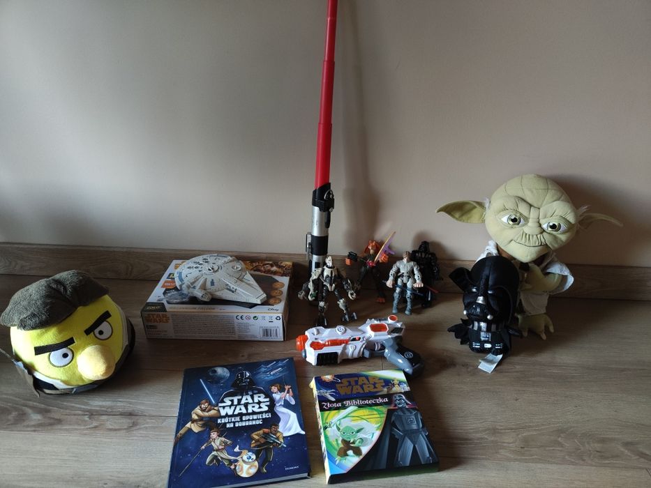 Zestaw Star Wars, figurki, maskotki , ksiazeczki