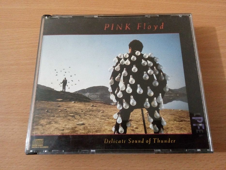 (  Reservado  ). PINK FLOYD - Delicate Sound Of Thunder Ed AUSTRALIANA