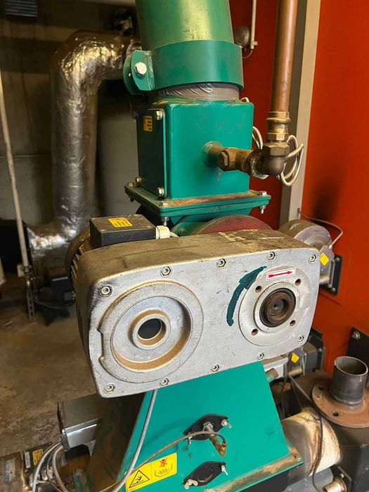 Piec na Trociny Zrębki Płytę MDF HDF Wióra inne Odpady Heizomat 300kw