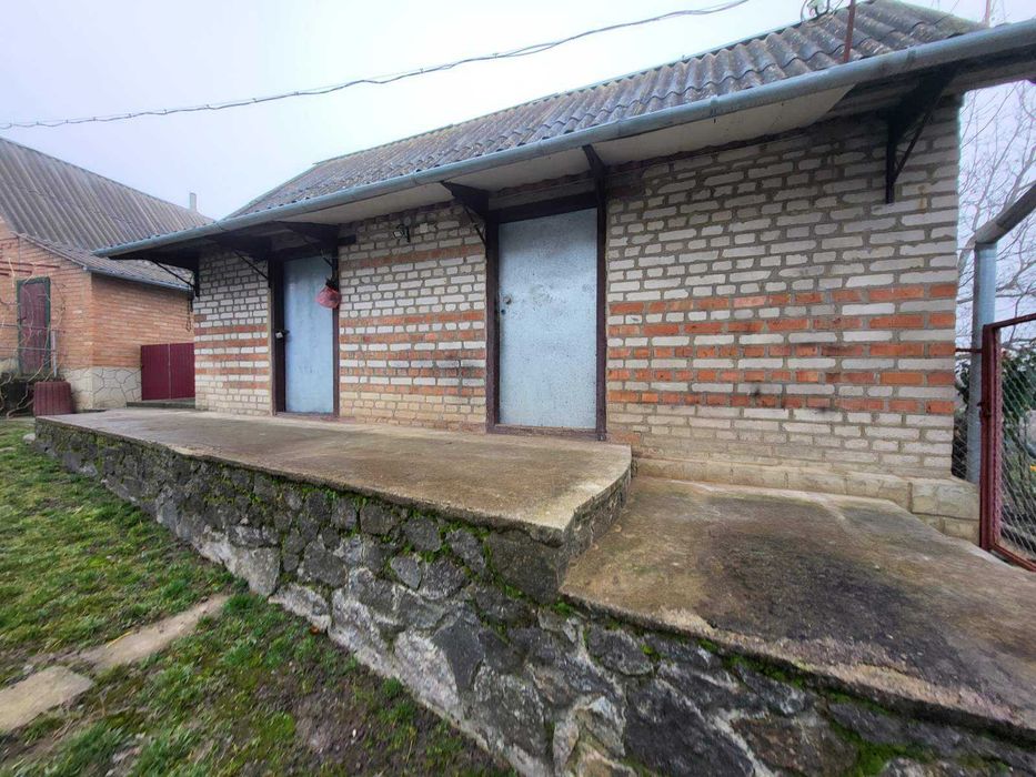 Продаж чистої та охайної частини будинку