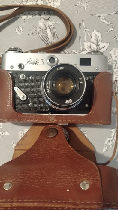 Продам фотоаппарат ФЕД 3 и  СМЕНА 8 цена  за два 500грн.