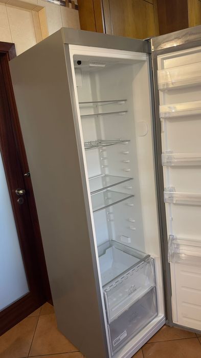 Sofá / Frigorífico