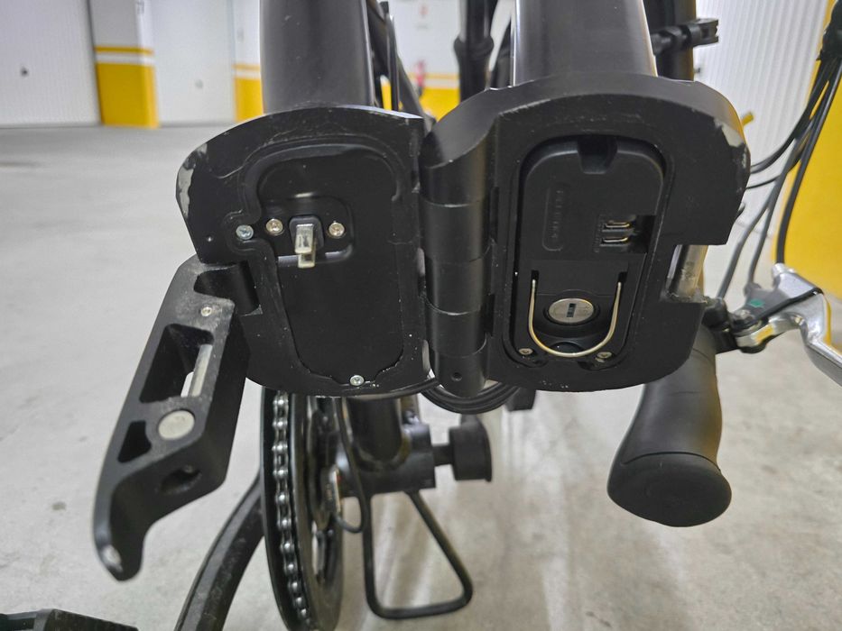 Bicicleta Eléctrica Dobrável Orus 2300