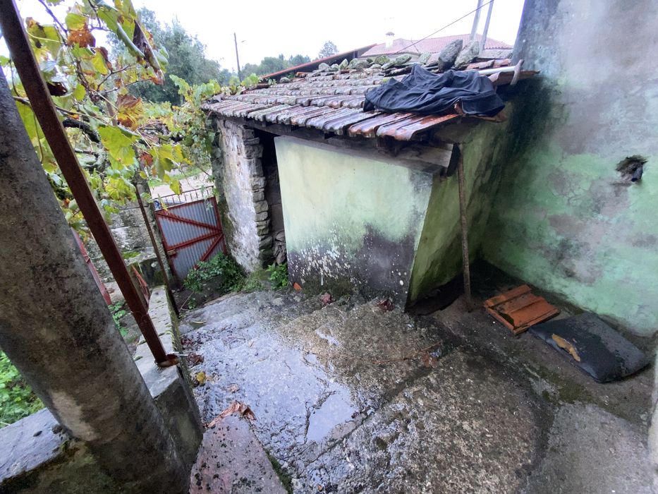 Moradia para restauro viseu