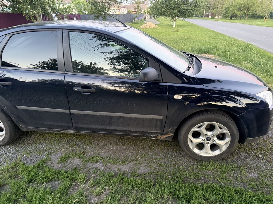 Продам Ford Focus 2 1.4 бензин