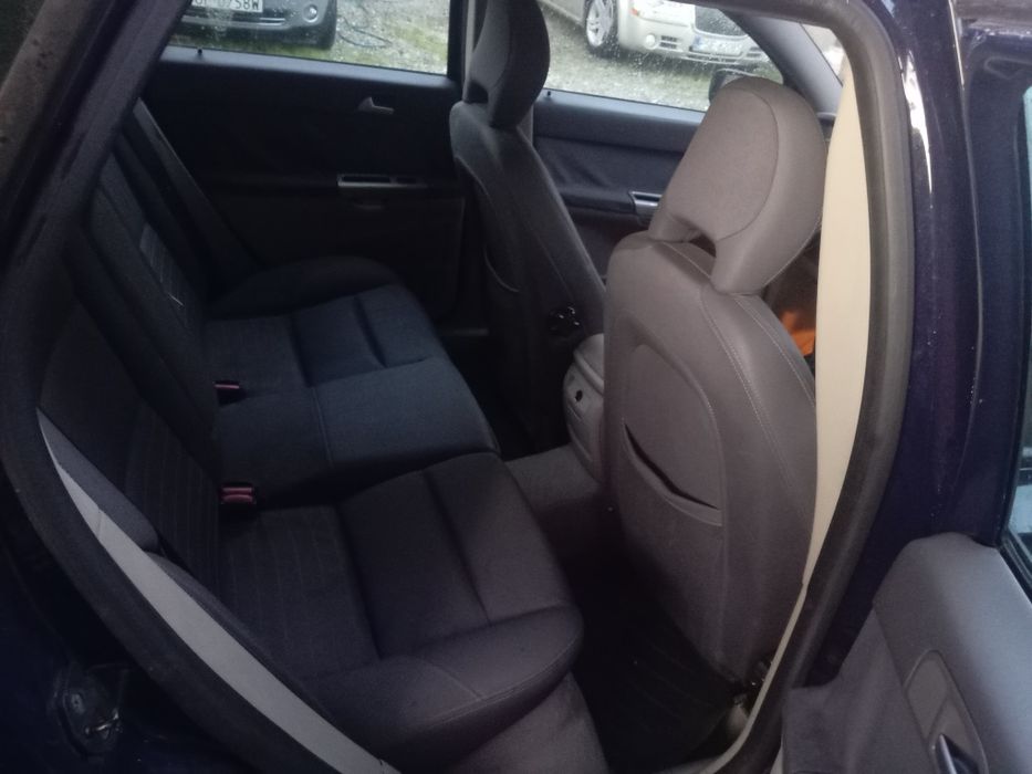 Volvo v50 2006r 1.6d - ostateczna cena!