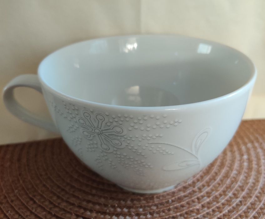 Zestaw 6 filiżanek z podstawami Porcelana Kristoff Krzysztof Wałbrzych