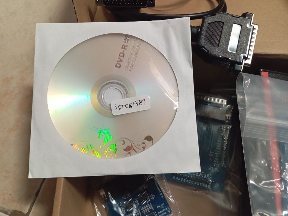 VDD  e VCC Reprogramação iProg+