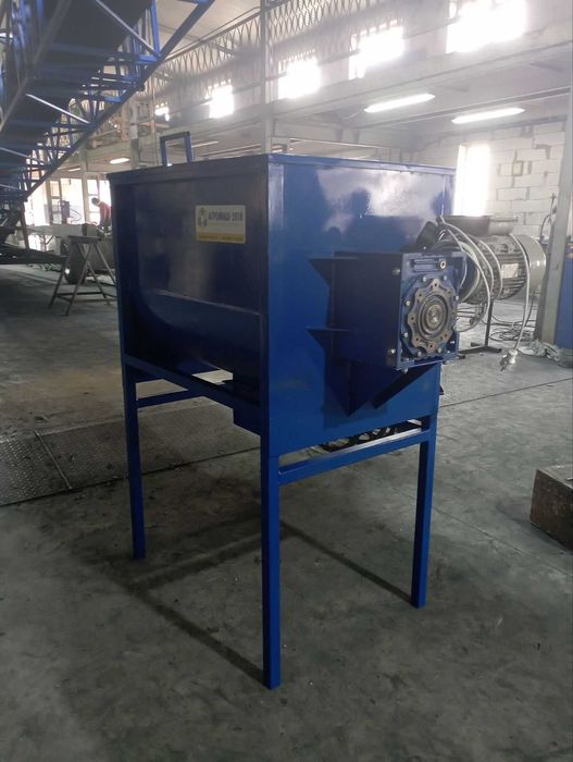 Кормозмішувач,змішувач комбікорму,кормосмеситель