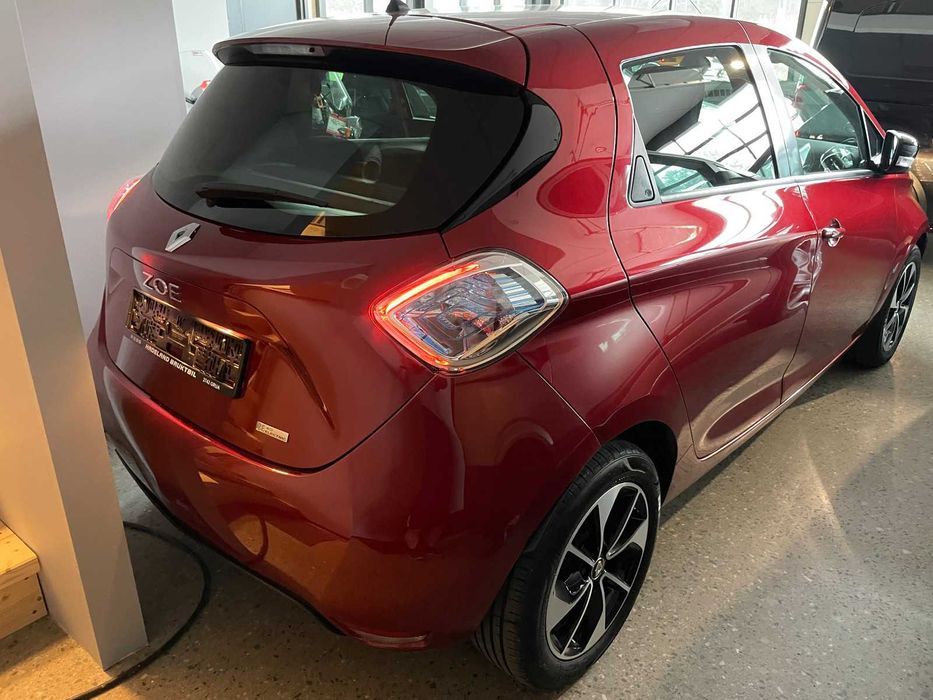 Renault Zoe 40квт 2018, без ДТП з Норвегії, розмитнена, рідний пробіг, два комплекти дисків з гумою