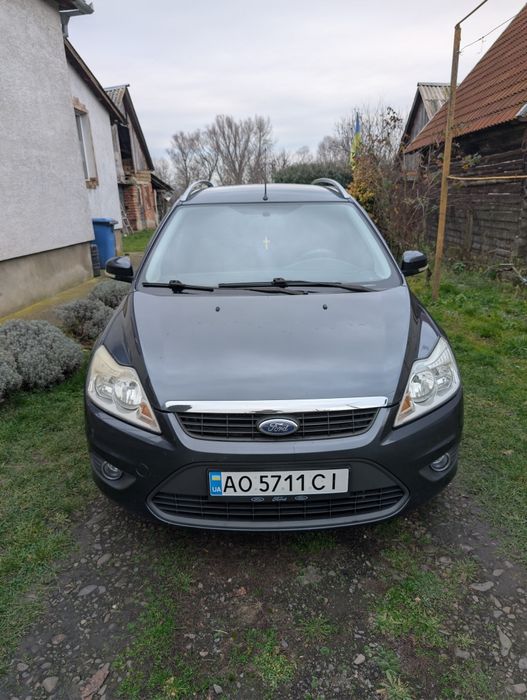 Форд фокус 2 2009 року.