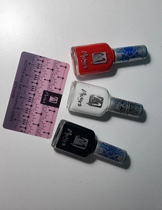 Stemplowanie paznokci