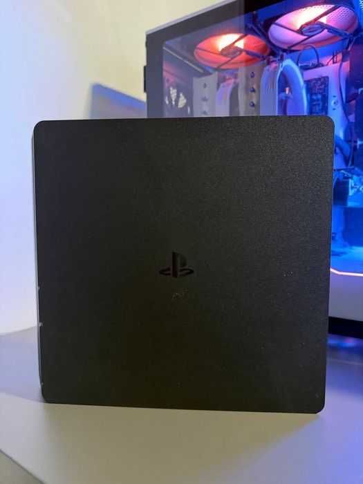 PS4 1TB + 2 Comandos