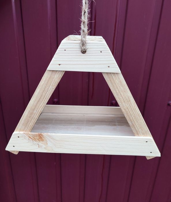 Годівничка для птахів