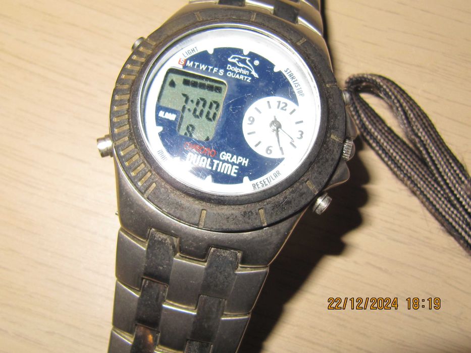 Dolphin dual time sportowy zegarek z podświetleniem