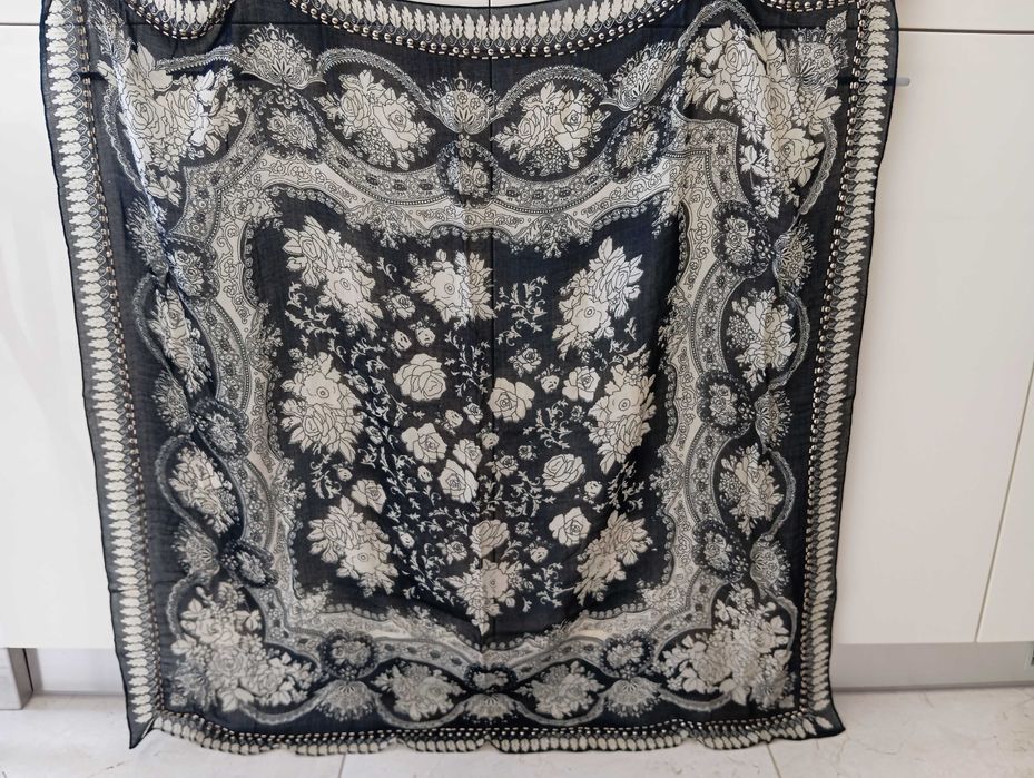 Echarpes / lenços da Pepe Jeans e Uterque