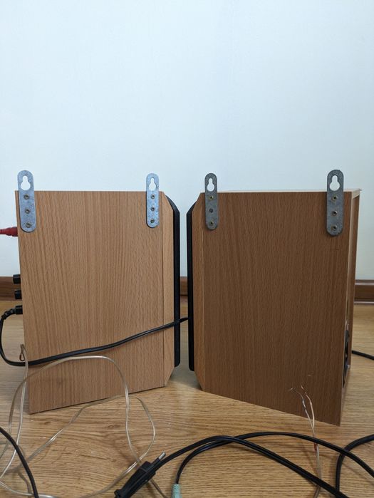 Колонки Sven BF-11R. Вживані