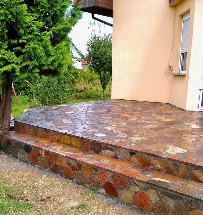 Kamień polny cięty-plastry okładzinowe.