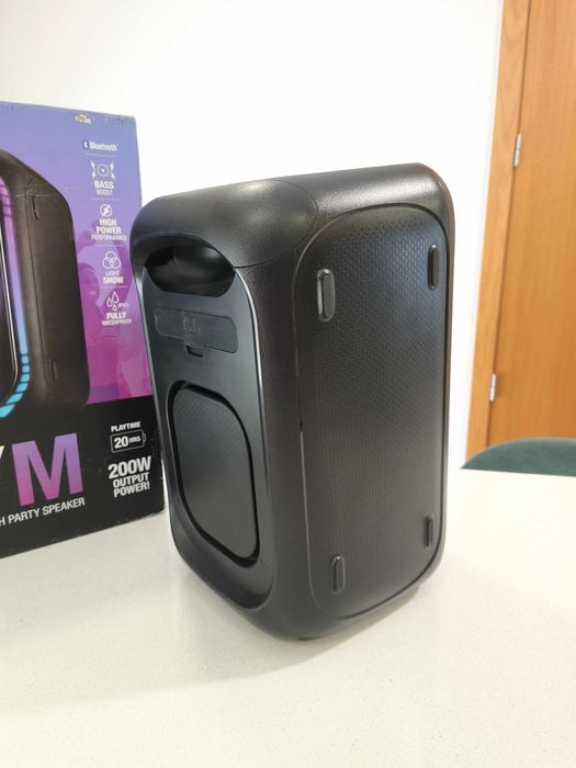 Coluna High Power FRESH 'N REBEL Party Loud M, bluetooth, nova, 200W